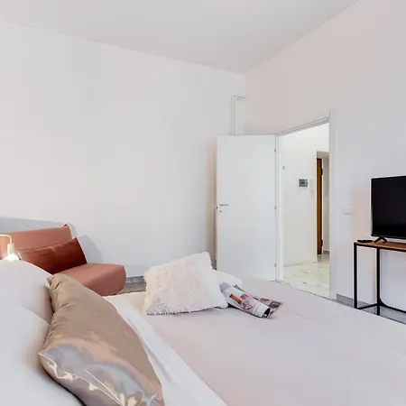 Apartment Bdc - Termini Sun